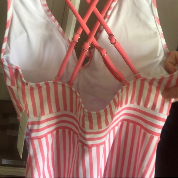 CUPSHE Pink Stripe Swimsuit One Piece NWT Size Large - Picture 3 of 4